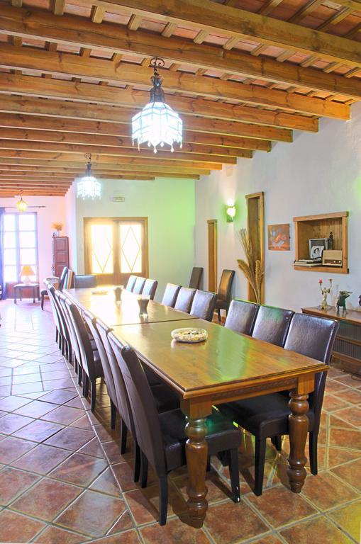 Hotel Posada Casas Viejas Беналуп-Касас-Вієхас Екстер'єр фото